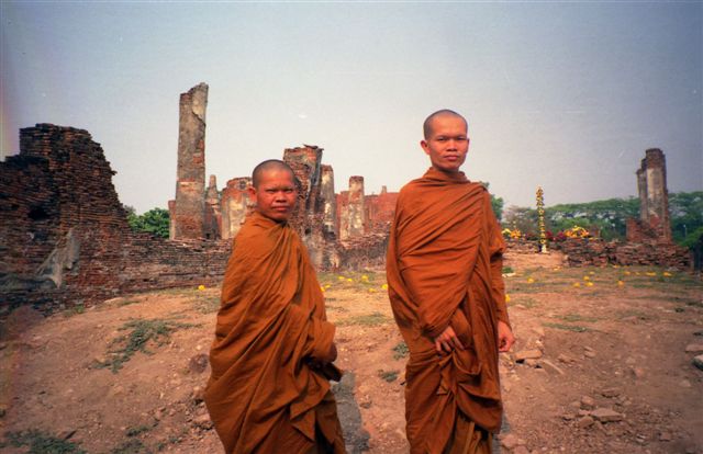 mniši v Ayuthaye
